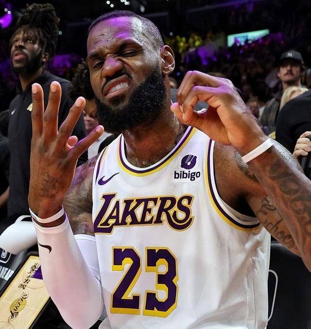 詹姆斯在尤文图斯比赛中夺冠,持续失利引发热议!比赛高潮迭起的简单介绍