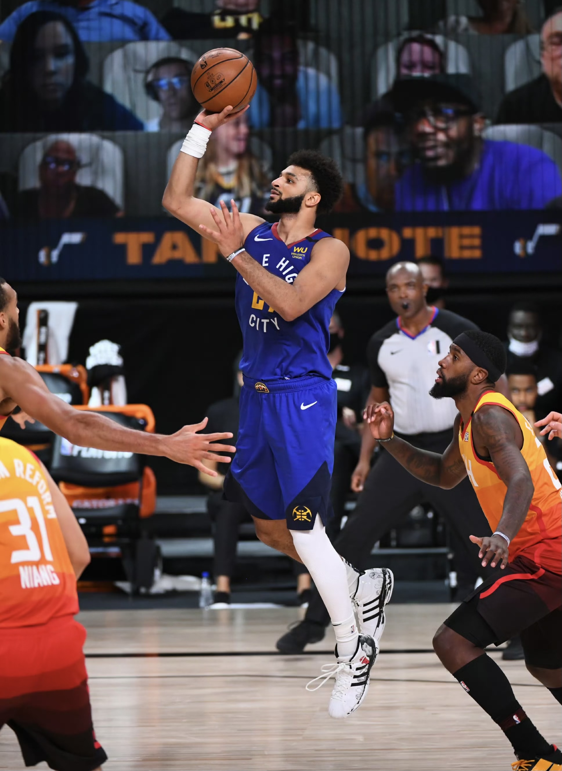 包含穆雷在加拿大队比赛中败北,高光表现引发热议!的词条